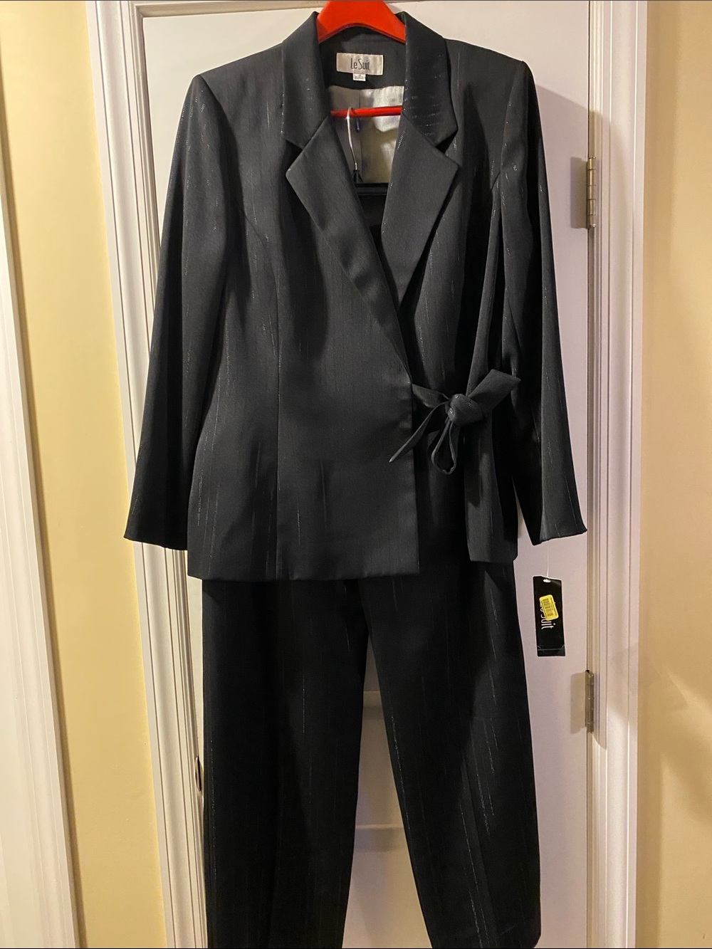 Shimmering Sparkling Silver Thread Black Timeless Lined Wide Leg Pant Suit NWT